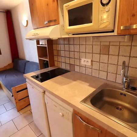 Proche Pistes Et Commerces Avec Balcon - Val Claret - Fr-1-502-574 Διαμέρισμα *