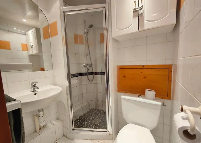 아파트 Confortable, Proche Pistes & Commerces, Balcon - Fr-1-502-574 티뉴